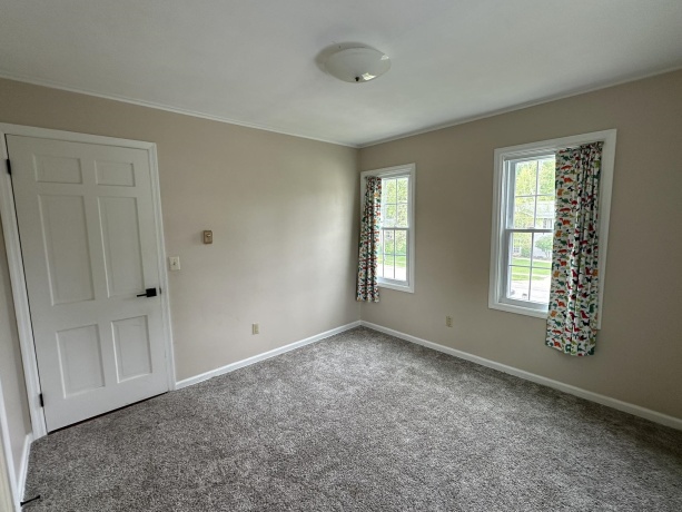 253 Park Crest Dr, FREEPORT, Illinois 61032, 4 Bedrooms Bedrooms, ,2 BathroomsBathrooms,House,For Sale,Park Crest Dr,202602449