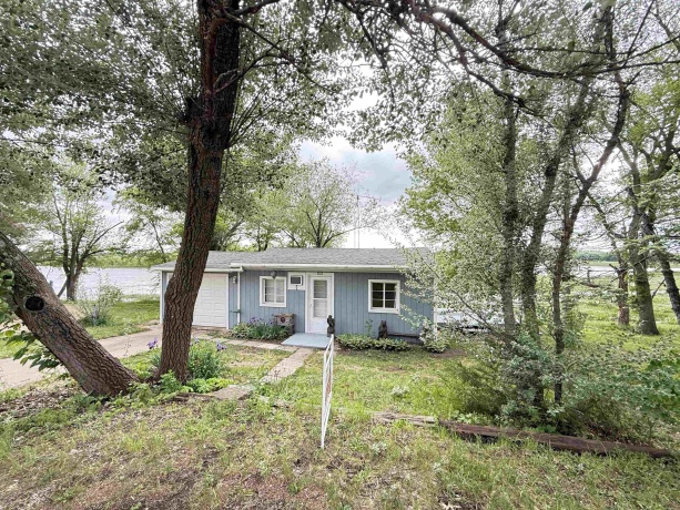 2122 River, GALENA, Illinois 61036, 1 Bedroom Bedrooms, ,1 BathroomBathrooms,House,For Sale,River,202602887