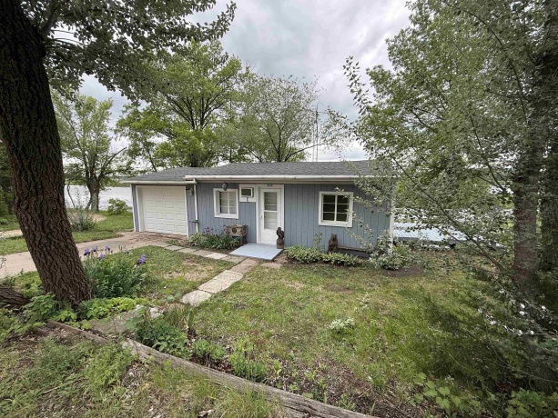 2122 River, GALENA, Illinois 61036, 1 Bedroom Bedrooms, ,1 BathroomBathrooms,House,For Sale,River,202602887