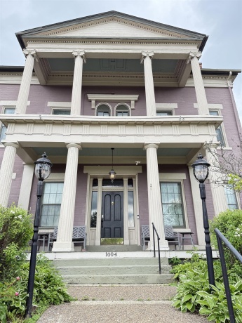 1004 Park, GALENA, Illinois 61036, 8 Bedrooms Bedrooms, ,8 BathroomsBathrooms,House,For Sale,Park,202602888
