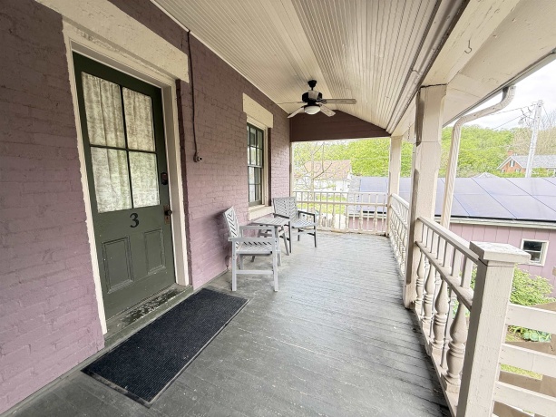 1004 Park, GALENA, Illinois 61036, 8 Bedrooms Bedrooms, ,8 BathroomsBathrooms,House,For Sale,Park,202602888
