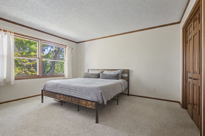 17380 Corbett, MOUNT CARROLL, Illinois 61053, 6 Bedrooms Bedrooms, ,3 BathroomsBathrooms,House,For Sale,Corbett,202602890