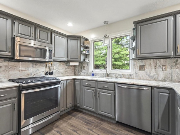 3721 APPLEWOOD, ROCKFORD, Illinois 61114, 4 Bedrooms Bedrooms, ,2 BathroomsBathrooms,House,For Sale,APPLEWOOD,202602891