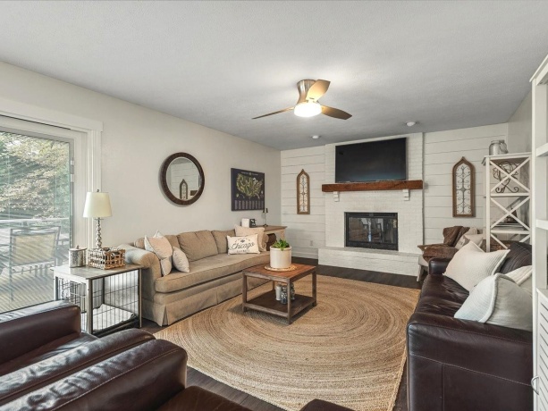 3721 APPLEWOOD, ROCKFORD, Illinois 61114, 4 Bedrooms Bedrooms, ,2 BathroomsBathrooms,House,For Sale,APPLEWOOD,202602891