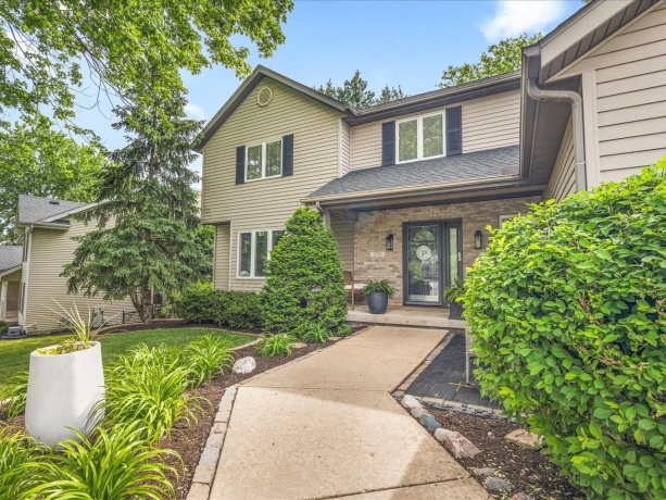 3721 APPLEWOOD, ROCKFORD, Illinois 61114, 4 Bedrooms Bedrooms, ,2 BathroomsBathrooms,House,For Sale,APPLEWOOD,202602891
