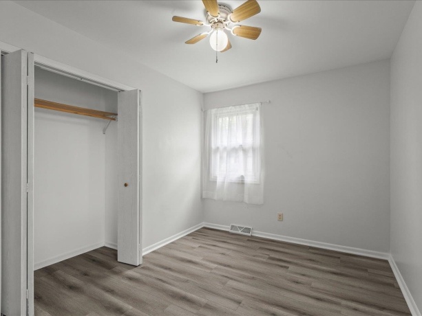 118 Hawley, AMBOY, Illinois 61310, 3 Bedrooms Bedrooms, ,1 BathroomBathrooms,House,For Sale,Hawley,202602892