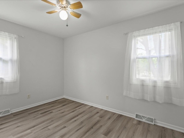 118 Hawley, AMBOY, Illinois 61310, 3 Bedrooms Bedrooms, ,1 BathroomBathrooms,House,For Sale,Hawley,202602892