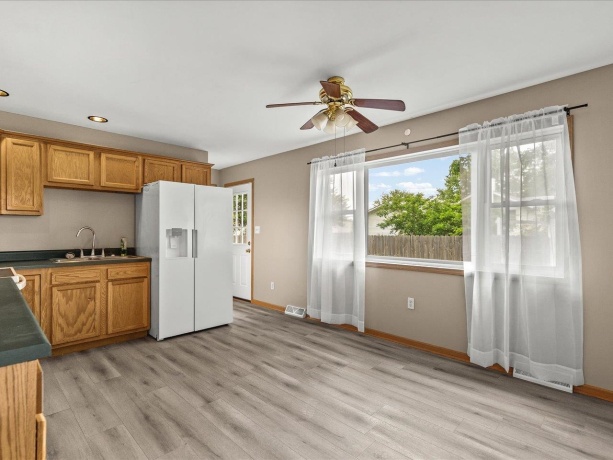 118 Hawley, AMBOY, Illinois 61310, 3 Bedrooms Bedrooms, ,1 BathroomBathrooms,House,For Sale,Hawley,202602892