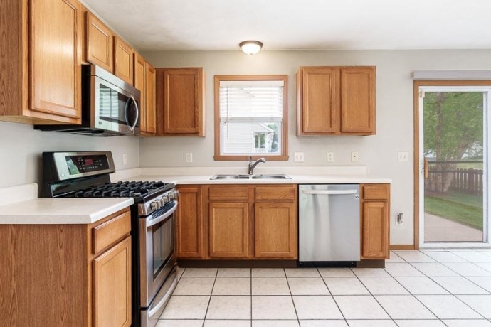 3823 Ashwinton, ROCKFORD, Illinois 61109, 3 Bedrooms Bedrooms, ,1 BathroomBathrooms,House,For Sale,Ashwinton,202602893