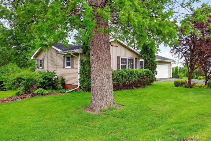 405 Cherry, FORRESTON, Illinois 61030, 3 Bedrooms Bedrooms, ,1 BathroomBathrooms,House,For Sale,Cherry,202602894