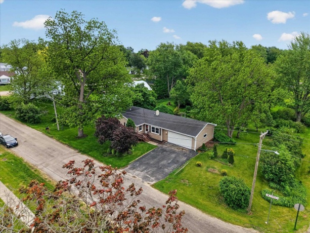 405 Cherry, FORRESTON, Illinois 61030, 3 Bedrooms Bedrooms, ,1 BathroomBathrooms,House,For Sale,Cherry,202602894