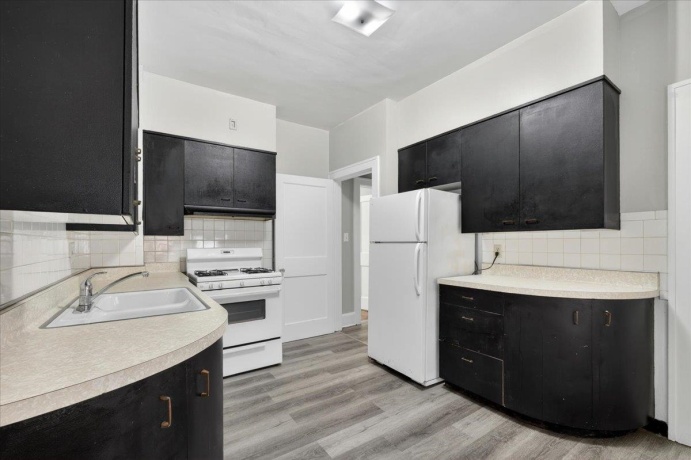 1526 10th, ROCKFORD, Illinois 61104, 2 Bedrooms Bedrooms, ,1 BathroomBathrooms,House,For Sale,10th,202602895
