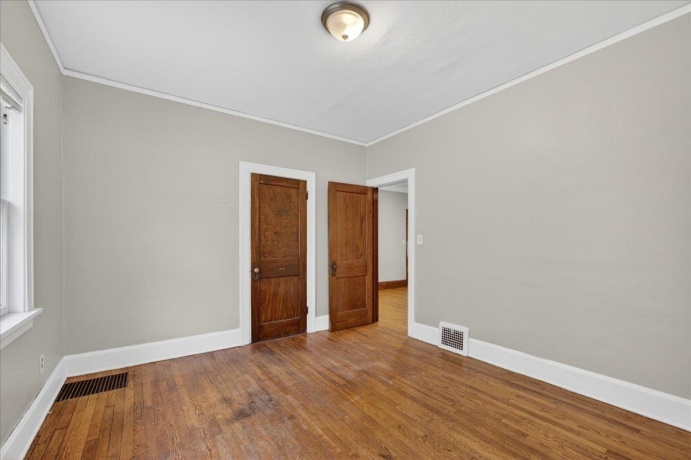 1526 10th, ROCKFORD, Illinois 61104, 2 Bedrooms Bedrooms, ,1 BathroomBathrooms,House,For Sale,10th,202602895