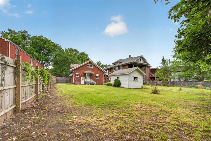 1526 10th, ROCKFORD, Illinois 61104, 2 Bedrooms Bedrooms, ,1 BathroomBathrooms,House,For Sale,10th,202602895