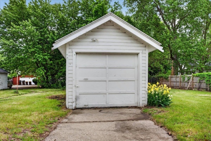 1526 10th, ROCKFORD, Illinois 61104, 2 Bedrooms Bedrooms, ,1 BathroomBathrooms,House,For Sale,10th,202602895