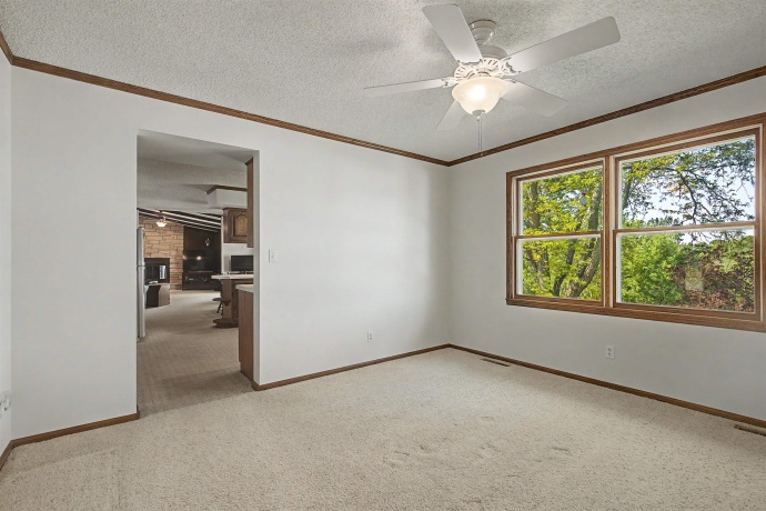 17380 Corbett, MOUNT CARROLL, Illinois 61053, 6 Bedrooms Bedrooms, ,3 BathroomsBathrooms,Farm,For Sale,Corbett,202602896