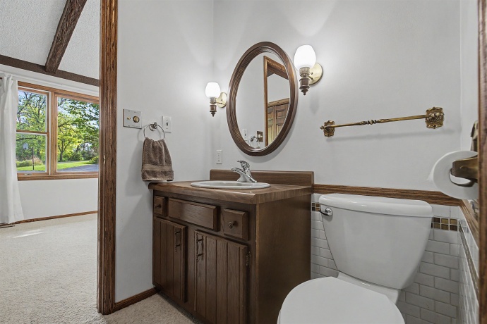 17380 Corbett, MOUNT CARROLL, Illinois 61053, 6 Bedrooms Bedrooms, ,3 BathroomsBathrooms,Farm,For Sale,Corbett,202602896