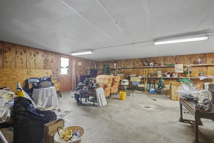 17380 Corbett, MOUNT CARROLL, Illinois 61053, 6 Bedrooms Bedrooms, ,3 BathroomsBathrooms,Farm,For Sale,Corbett,202602896