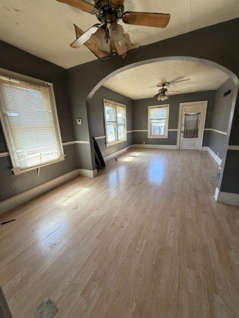 1305 Horsman, ROCKFORD, Illinois 61101, ,2 Units,For Sale,Horsman,202601980