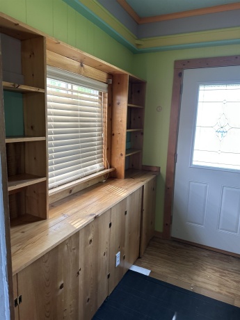 2905 Pershing, CLINTON, Iowa 52732, 3 Bedrooms Bedrooms, ,1 BathroomBathrooms,House,For Sale,Pershing,202602848