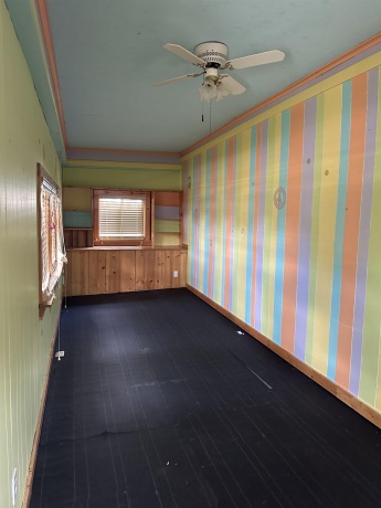2905 Pershing, CLINTON, Iowa 52732, 3 Bedrooms Bedrooms, ,1 BathroomBathrooms,House,For Sale,Pershing,202602848