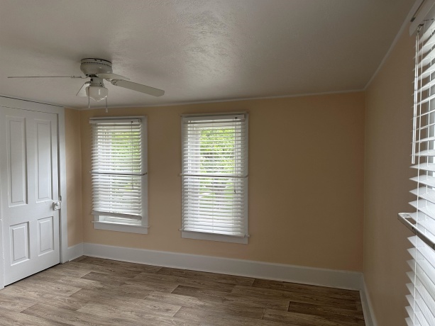 2905 Pershing, CLINTON, Iowa 52732, 3 Bedrooms Bedrooms, ,1 BathroomBathrooms,House,For Sale,Pershing,202602848