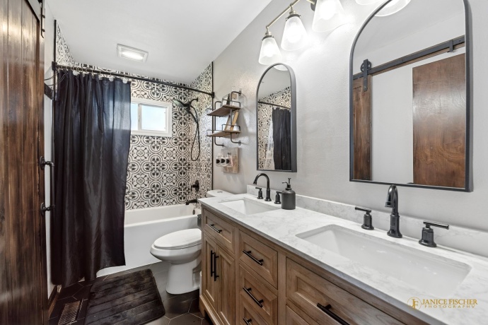 12521 High, DAVIS JUNCTION, Illinois 61020, 4 Bedrooms Bedrooms, ,2 BathroomsBathrooms,House,For Sale,High,202602899