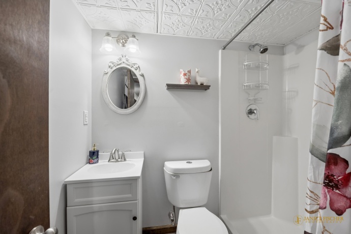 12521 High, DAVIS JUNCTION, Illinois 61020, 4 Bedrooms Bedrooms, ,2 BathroomsBathrooms,House,For Sale,High,202602899
