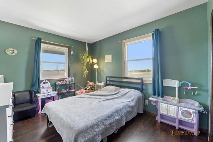 12521 High, DAVIS JUNCTION, Illinois 61020, 4 Bedrooms Bedrooms, ,2 BathroomsBathrooms,House,For Sale,High,202602899
