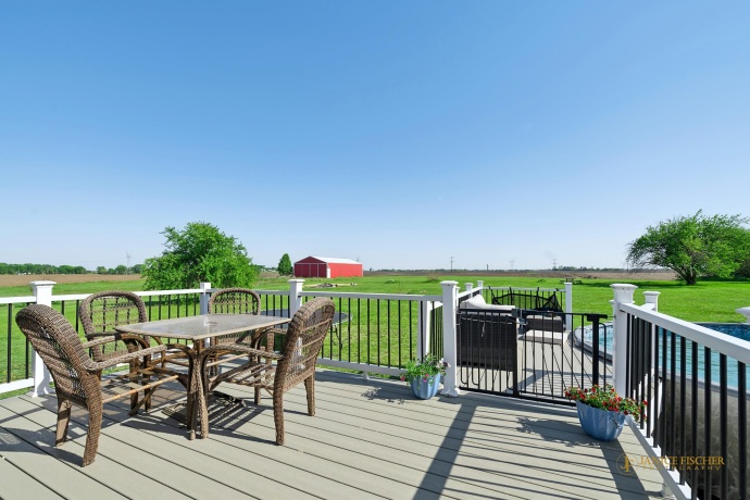 12521 High, DAVIS JUNCTION, Illinois 61020, 4 Bedrooms Bedrooms, ,2 BathroomsBathrooms,House,For Sale,High,202602899