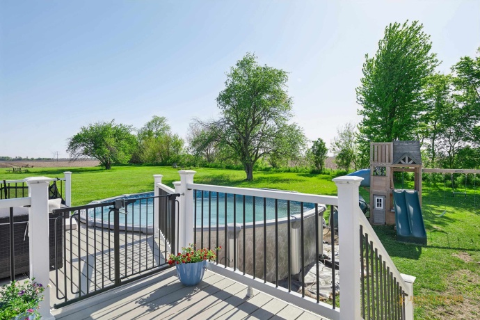 12521 High, DAVIS JUNCTION, Illinois 61020, 4 Bedrooms Bedrooms, ,2 BathroomsBathrooms,House,For Sale,High,202602899