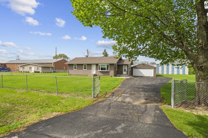 2108 Margaret, LOVES PARK, Illinois 61111, 3 Bedrooms Bedrooms, ,2 BathroomsBathrooms,House,For Sale,Margaret,202602900