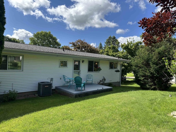 200 NEVADA, SAVANNA, Illinois 61074, 2 Bedrooms Bedrooms, ,1 BathroomBathrooms,House,For Sale,NEVADA,202602903