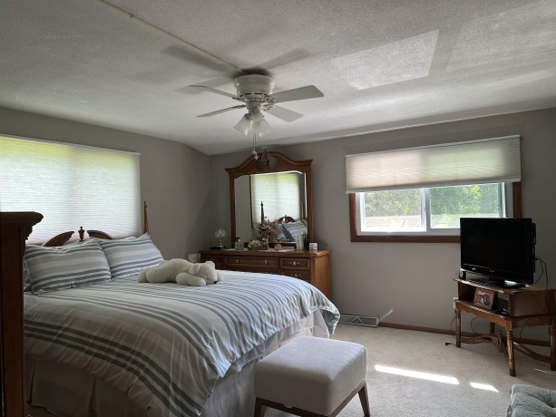200 NEVADA, SAVANNA, Illinois 61074, 2 Bedrooms Bedrooms, ,1 BathroomBathrooms,House,For Sale,NEVADA,202602903
