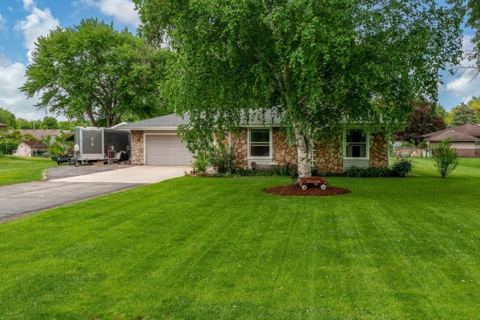 10029 Debbie, MACHESNEY PARK, Illinois 61115, 3 Bedrooms Bedrooms, ,2 BathroomsBathrooms,House,For Sale,Debbie,202602904