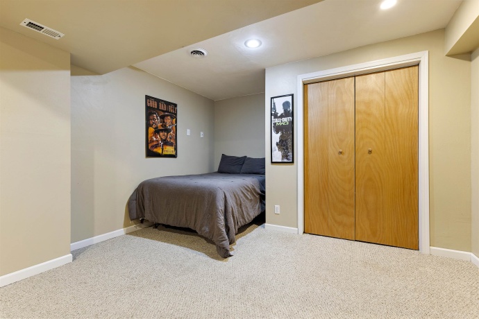 226 6TH, EVANSVILLE, Wisconsin 53536, 3 Bedrooms Bedrooms, ,3 BathroomsBathrooms,House,For Sale,6TH,202602910