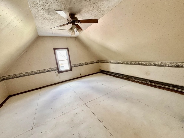 910 State, BELVIDERE, Illinois 61008, 5 Bedrooms Bedrooms, ,1 BathroomBathrooms,House,For Sale,State,202602911