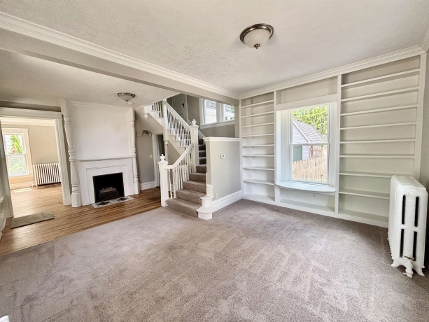 910 State, BELVIDERE, Illinois 61008, 5 Bedrooms Bedrooms, ,1 BathroomBathrooms,House,For Sale,State,202602911
