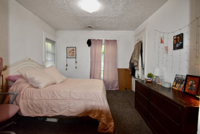 1722 Chestnut, ROCKFORD, Illinois 61102, 5 Bedrooms Bedrooms, ,2 BathroomsBathrooms,House,For Sale,Chestnut,202602915