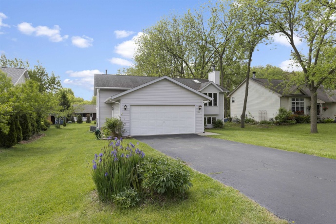128 Brandywine, POPLAR GROVE, Illinois 61065, 4 Bedrooms Bedrooms, ,2 BathroomsBathrooms,House,For Sale,Brandywine,202602917