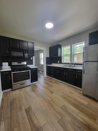 1406 Bloomington, Streator, Illinois 61364, 4 Bedrooms Bedrooms, ,2 BathroomsBathrooms,House,For Sale,Bloomington,202602811