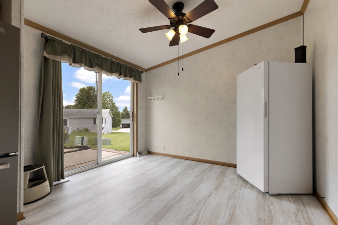 5715 CYPRESS, MACHESNEY PARK, Illinois 61115, 3 Bedrooms Bedrooms, ,2 BathroomsBathrooms,House,For Sale,CYPRESS,202602921