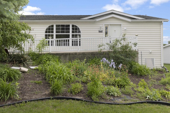 5715 CYPRESS, MACHESNEY PARK, Illinois 61115, 3 Bedrooms Bedrooms, ,2 BathroomsBathrooms,House,For Sale,CYPRESS,202602921