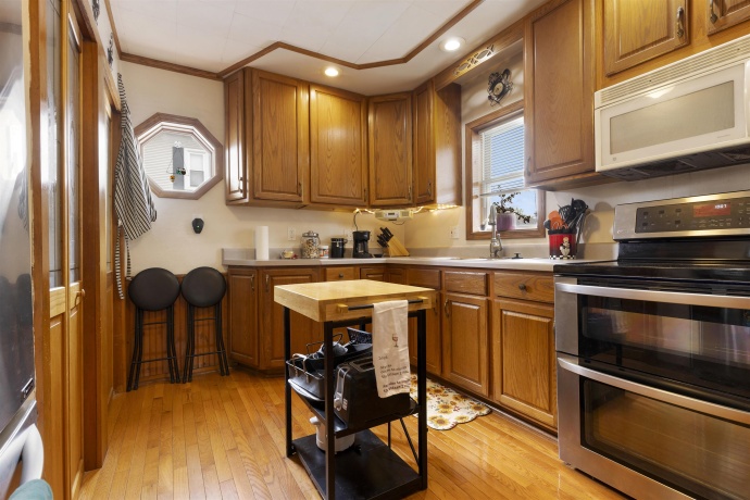 1421 GARFIELD, BELVIDERE, Illinois 61008, 3 Bedrooms Bedrooms, ,2 BathroomsBathrooms,House,For Sale,GARFIELD,202602924
