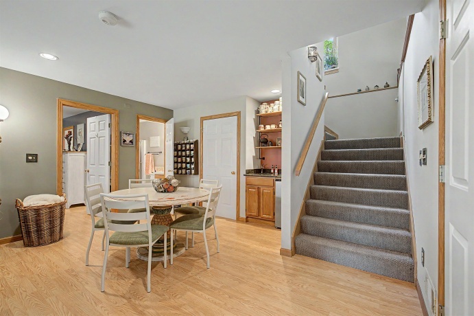 6 Bluffwood, GALENA, Illinois 61036, 3 Bedrooms Bedrooms, ,3 BathroomsBathrooms,House,For Sale,Bluffwood,202602925