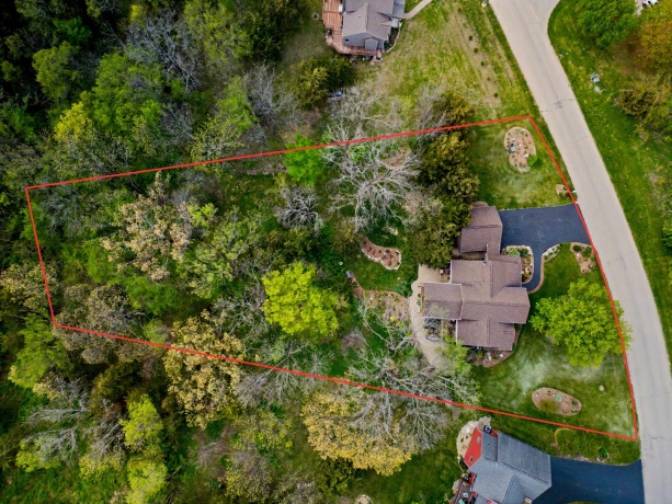 6 Bluffwood, GALENA, Illinois 61036, 3 Bedrooms Bedrooms, ,3 BathroomsBathrooms,House,For Sale,Bluffwood,202602925
