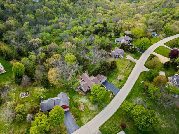 6 Bluffwood, GALENA, Illinois 61036, 3 Bedrooms Bedrooms, ,3 BathroomsBathrooms,House,For Sale,Bluffwood,202602925