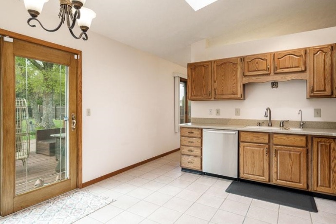 10966 China Berry, MACHESNEY PARK, Illinois 61115, 4 Bedrooms Bedrooms, ,2 BathroomsBathrooms,House,For Sale,China Berry,202602927