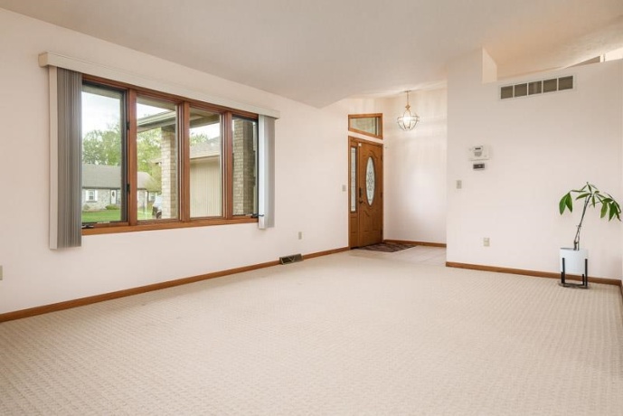 10966 China Berry, MACHESNEY PARK, Illinois 61115, 4 Bedrooms Bedrooms, ,2 BathroomsBathrooms,House,For Sale,China Berry,202602927
