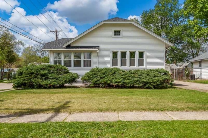 1602 Price, ROCKFORD, Illinois 61103, 3 Bedrooms Bedrooms, ,1 BathroomBathrooms,House,For Sale,Price,202602928